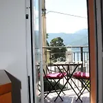 In Centro Ca' Leandro Vista * Lierna