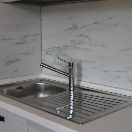 In Centro Ca' Leandro Vista Dom wakacyjny Lierna